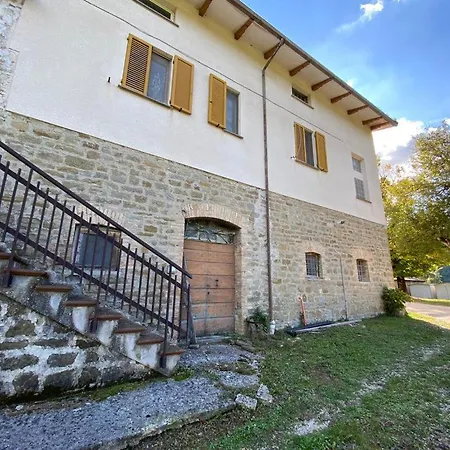 Gli Ulivi Gualdo Tadino Uniquement De Samedi A Samedi Lits Pour 10 Personnes בית נופש Pieve di Compresseto