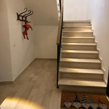 Gli Ulivi Gualdo Tadino Uniquement De Samedi A Samedi Lits Pour 10 Personnes